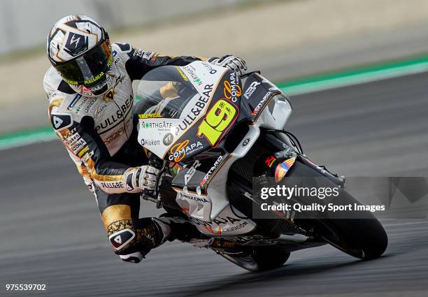 Alvaro Bautista of Spain and Angel Nieto Team rounds the bend during free practice for the MotoGP of Catalunya at Circuit de Catalunya on June 15,...