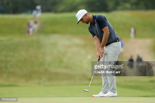 Kevin Chappell of the United States putts on the third green during the second round of the 2018 U.S. Open at Shinnecock Hills Golf Club on June 15,...
