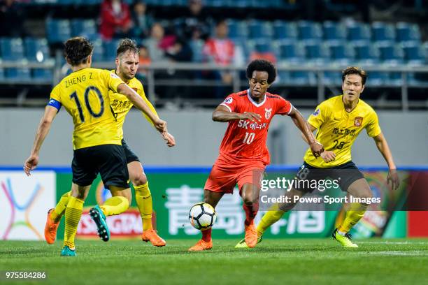 Jeju FC Forward Magno Cruz in action during the AFC Champions League 2018 Group Stage G Match Day 4 between Jeju United and Guangzhou Evergrande at...
