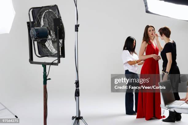 photo shoot - woman lipstick rearview stock pictures, royalty-free photos & images