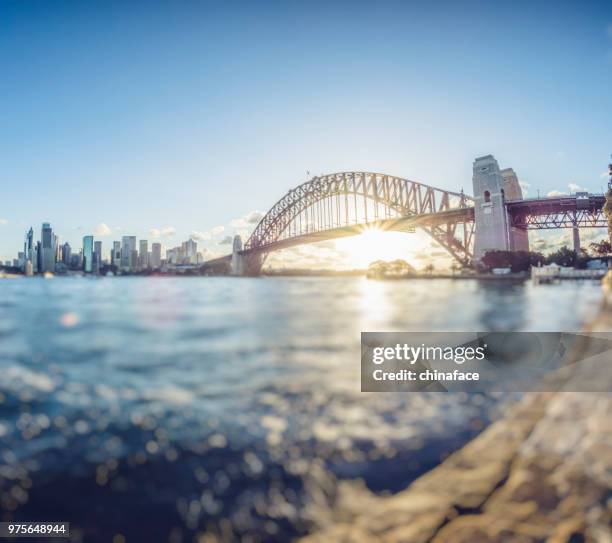 sydney harbour bridge,australia - ponte em arco imagens e fotografias de stock