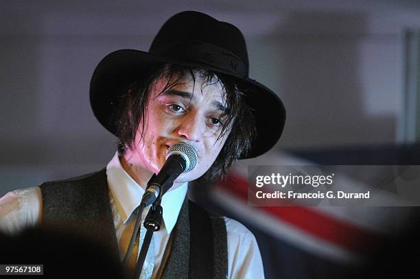 British singer Pete Doherty performs during the Joseph flagship opening, as part of Paris fashion week, at Joseph store on March 8, 2010 in Paris,...