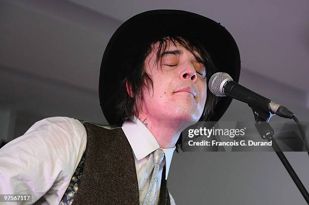 British singer Pete Doherty performs during the Joseph flagship opening, as part of Paris fashion week, at Joseph store on March 8, 2010 in Paris,...
