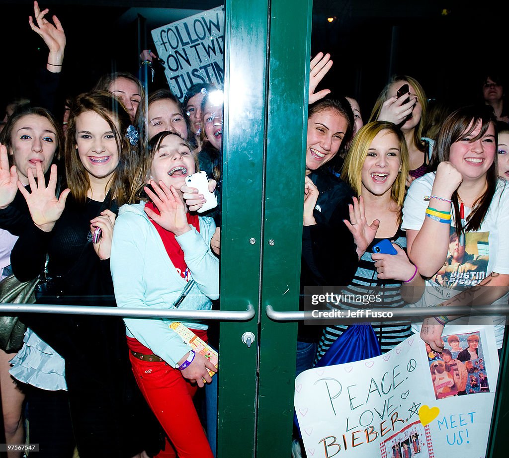 Q102 Hosts Meet And Greet With Justin Bieber
