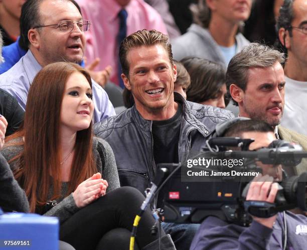Jason Lewis attends a game between the Atlanta Hawks and the New York Knicks at Madison Square Garden on March 8, 2010 in New York City.