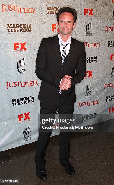 Actor Walton Goggins attends the premiere of the television show "Justified" at the Directors Guild of America on March 8, 2010 in Los Angeles,...