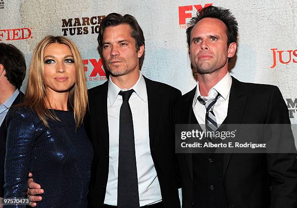 Actress Natalie Zea, actor Timothy Olyphant and actor Walton Goggins arrive at the premiere of FX Networks & Sony Pictures Television's "Justified"...