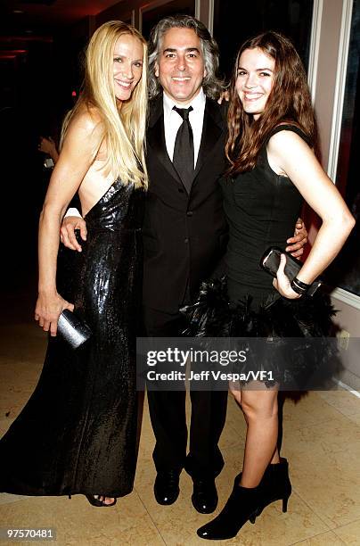 Actress Kelly Lynch attends the 2010 Vanity Fair Oscar Party hosted by Graydon Carter at the Sunset Tower Hotel on March 7, 2010 in West Hollywood,...