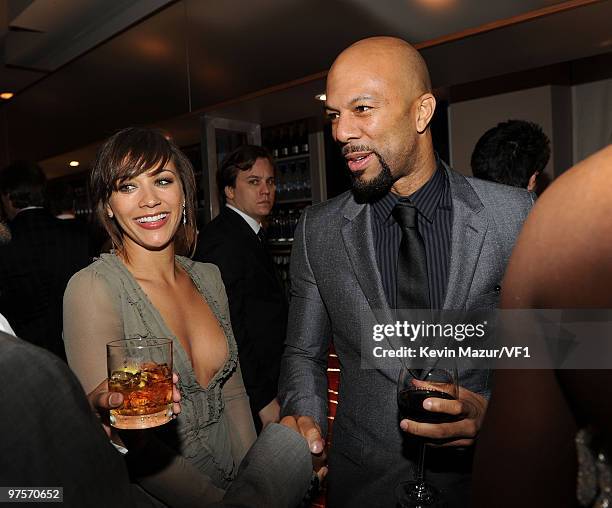 Rashida Jones and Common attends the 2010 Vanity Fair Oscar Party hosted by Graydon Carter at the Sunset Tower Hotel on March 7, 2010 in West...