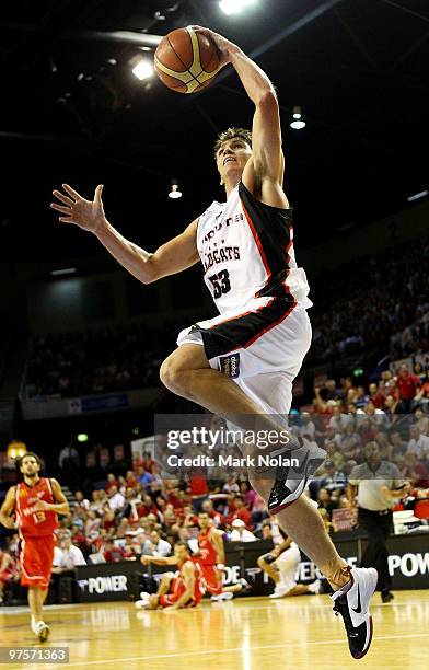 Damian Martin of the Wildcats drives to the basket during game two of the NBL Grand Final Series at the Wollongong Entertainment Centre on March 9,...