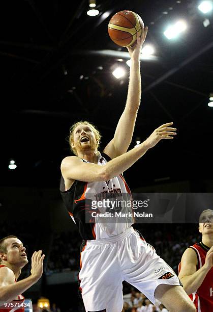 Luke Schenscher of the Wildcats shoots for the basket during game two of the NBL Grand Final Series at the Wollongong Entertainment Centre on March...