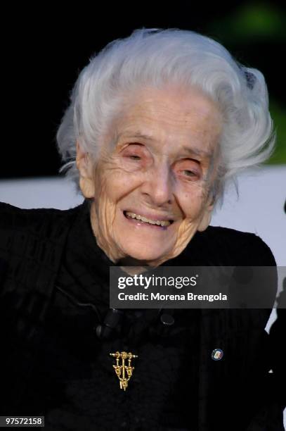 Rita Levi Montalcini during the Italian tv show "Che tempo che fa" on November 23, 2008 in Milan, Italy.