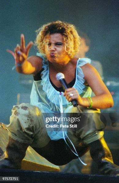 Neneh Cherry Performs At The Glastonbury Festival In 1997 Neneh Cherry Performs At The Glastonbury Festival In 1997