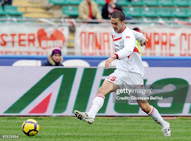 Leonardo Bonucci of Bari in action during the Serie A match between AS Bari and AC Chievo Verona at Stadio San Nicola on March 7, 2010 in Bari, Italy.