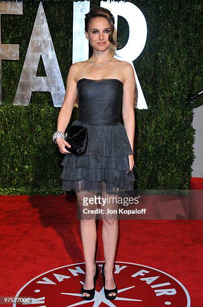 Actress Natalie Portman arrives at the 2010 Vanity Fair Oscar Party held at Sunset Tower on March 7, 2010 in West Hollywood, California.