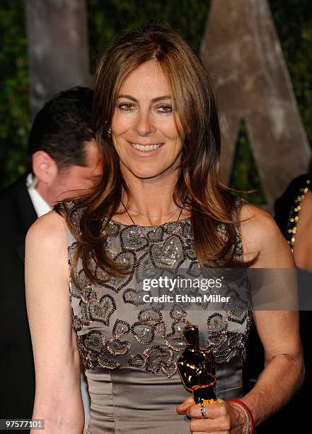 Director Kathryn Bigelow arrives at the 2010 Vanity Fair Oscar Party hosted by Graydon Carter held at Sunset Tower on March 7, 2010 in West...