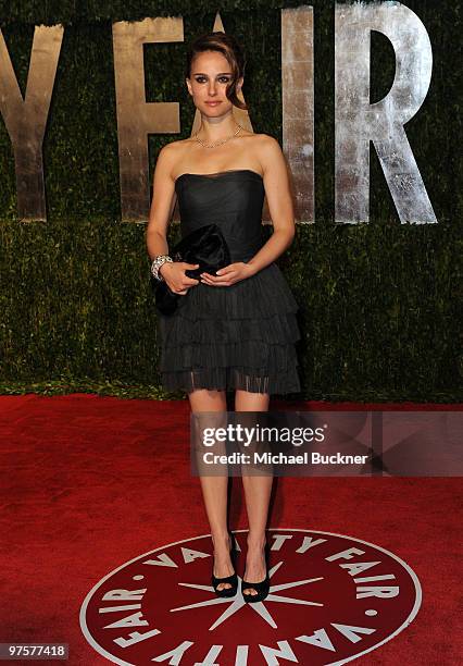 Actress Natalie Portman arrives at the 2010 Vanity Fair Oscar Party hosted by Graydon Carter held at Sunset Tower on March 7, 2010 in West Hollywood,...