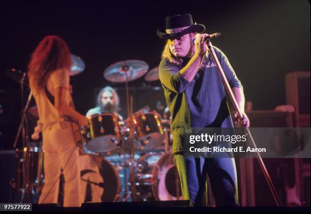 Allen R. Pyle Artimus Pyle Band Photos and Premium High Res Pictures - Getty Images
