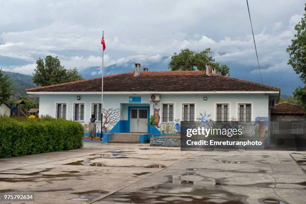 "kaya"village primary school building. - emreturanphoto foto e immagini stock