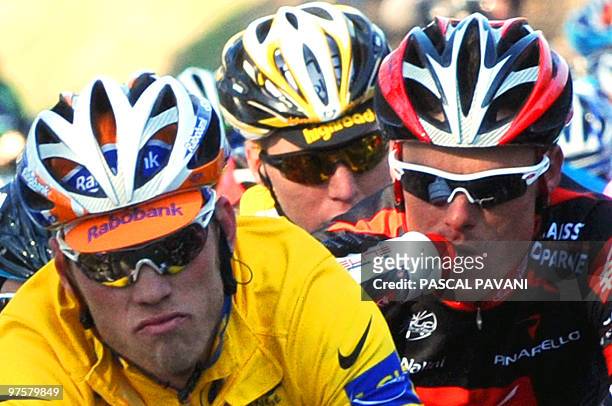 Yellow jersey of overall leader, Netherland's Rabobank cycling team's Netherland's Lars Boom rides as Spanish cycling team Caisse d'Epargne, Spain's...
