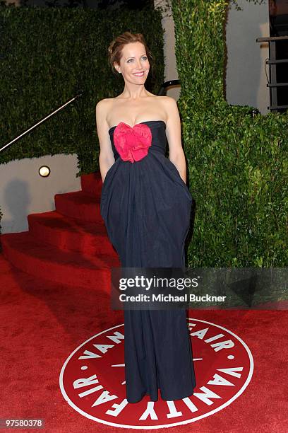 Actress Leslie Mann arrives at the 2010 Vanity Fair Oscar Party hosted by Graydon Carter held at Sunset Tower on March 7, 2010 in West Hollywood,...