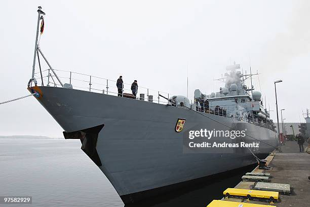 The FGS Mecklenburg Vorpommern Navy frigate is pictured on March 9, 2010 in Eckernfoerde, Germany. German Defense Minister zu Guttenberg visited the...