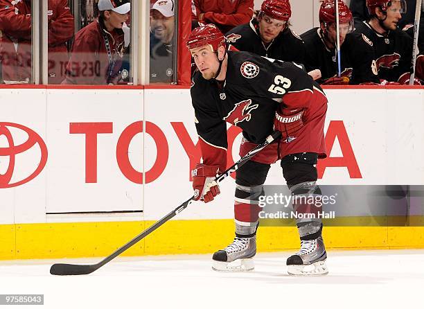 Derek Morris of the Phoenix Coyotes gets ready during a face off against the Anaheim Ducks on March 6, 2009 at Jobing.com Arena in Glendale, Arizona.