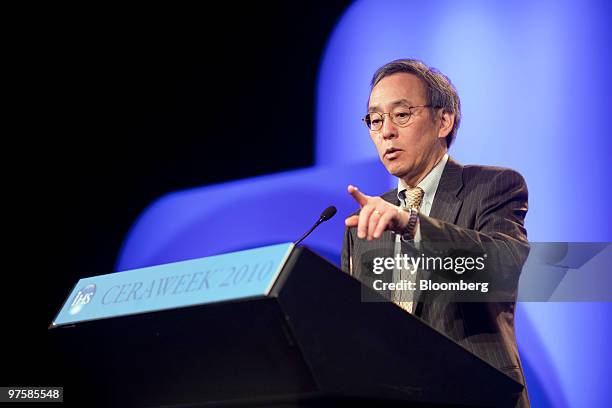 Steven Chu, U.S. Secretary of energy, speaks at the 2010 CERAWEEK conference in Houston, Texas, U.S., on Tuesday, March 9, 2010. CERAWEEK, a...