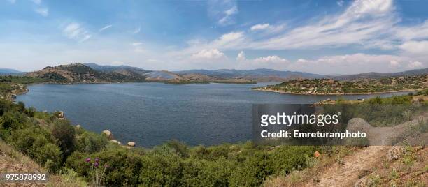 panoramic view of dalama dam in aegean turkey. - emreturanphoto foto e immagini stock