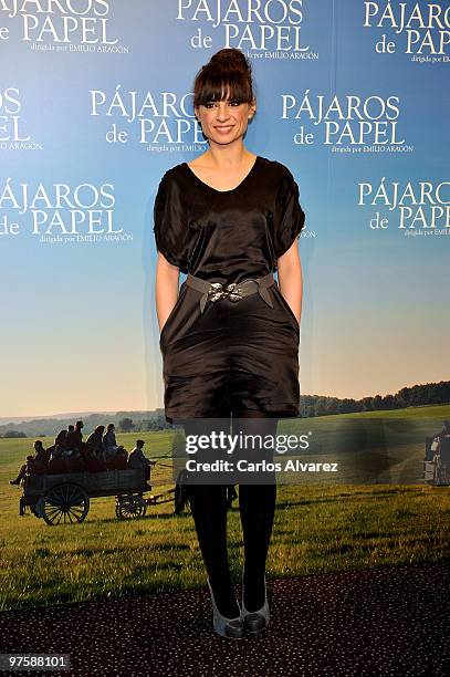 Spanish actress Miren Ibarguren attends "Pajaros de Papel" premiere at the Kinepolis cinema on March 9, 2010 in Madrid, Spain.