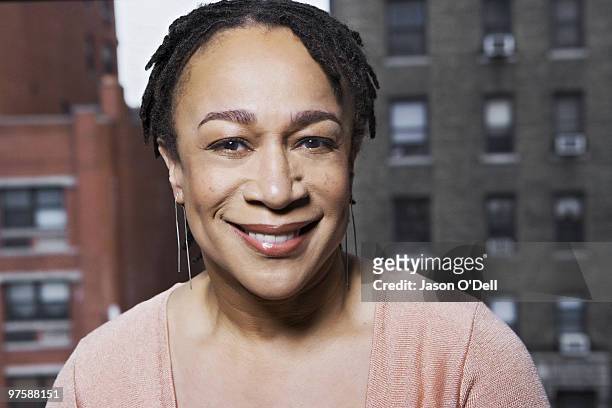 Actress S. Epatha Merkerson poses at a portrait session for self assignment in New York, NY on February 21, 2007. .