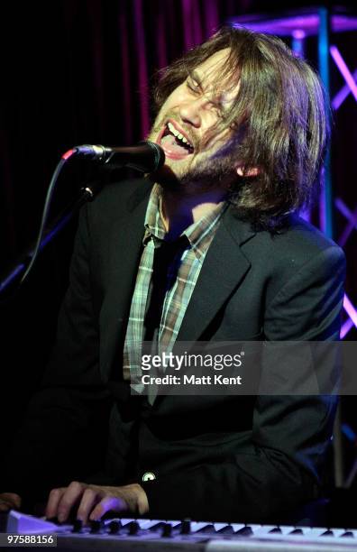 Fyfe Dangerfield performs as part of Q The Music Club at Hard Rock Cafe, Old Park Lane on March 9, 2010 in London, England.