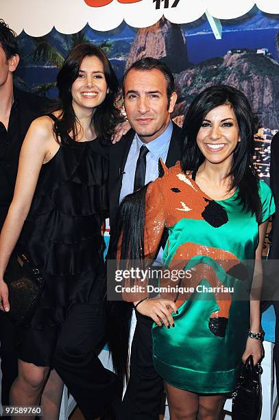 Actors Louise Monot, Jean Dujardin and Reem Kherici attend OSS 117 "Rio Ne Repond Plus" Premiere on April 7, 2009 at Cinema Gaumont Capucines in...