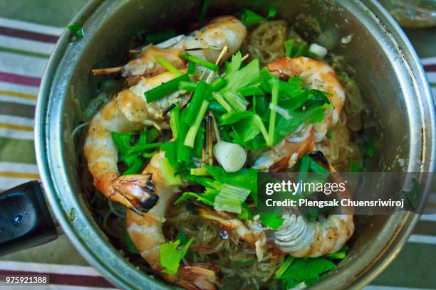bake prawns and vermicelli mixed herb with chili sauce 4 - herb sauce stock pictures, royalty-free photos & images