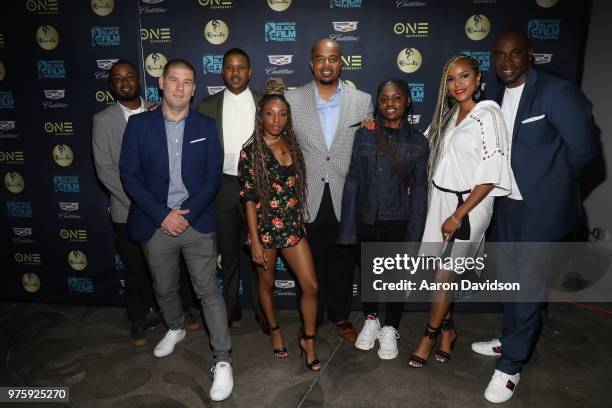 Darien Baldwin, Eric Tomosunas, Hosea Chanchez, Imani Hakim, Tim Folsome, Bre-Z, Letoya Luckett, and Keith Neal attend TV One Private Dinner during...
