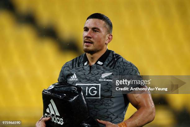 Sonny Bill Williams of the All Blacks trains before the International Test match between the New Zealand All Blacks and France at Westpac Stadium on...