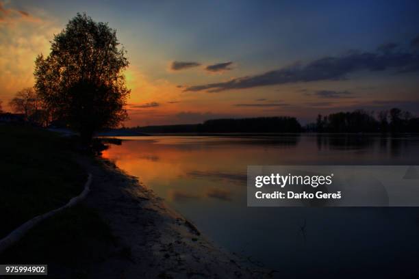 dusk at beautiful blue danube - beautiful blue danube stock pictures, royalty-free photos & images