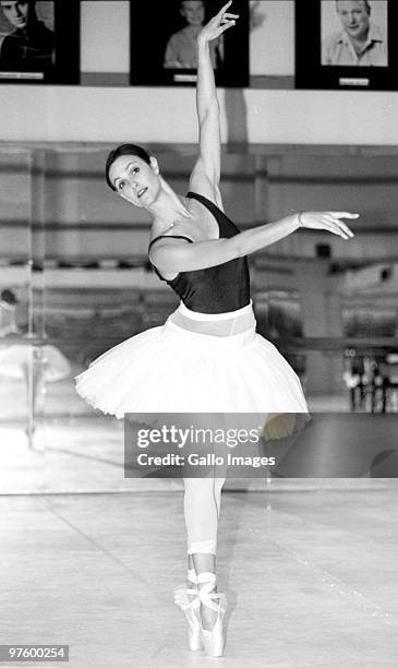 Senior principal dancer for the South African Ballet Theatre, Angela Malan. South African ballerina Angela Malan is leaving the country to join a...