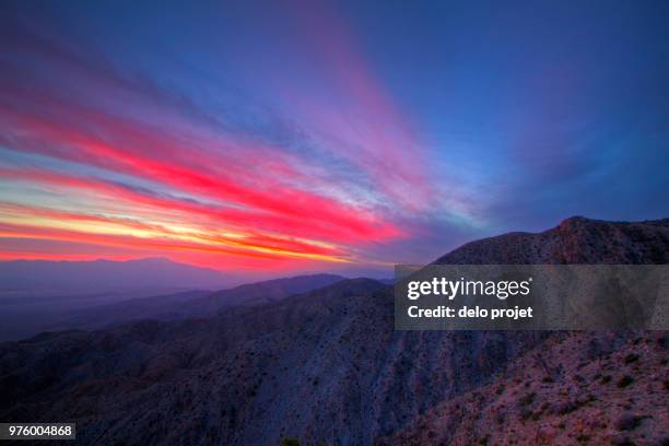 sunset at mojave desert - projet stockfoto's en -beelden