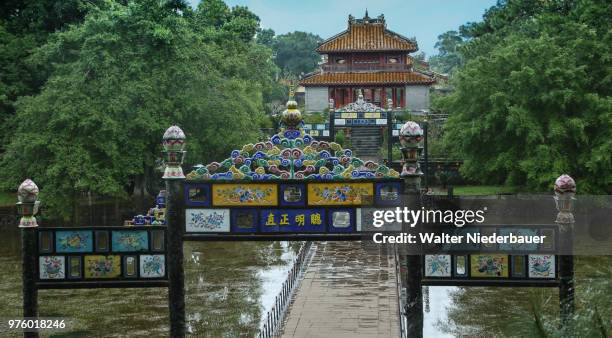 minh mang tempel - tempel 個照片及圖片檔