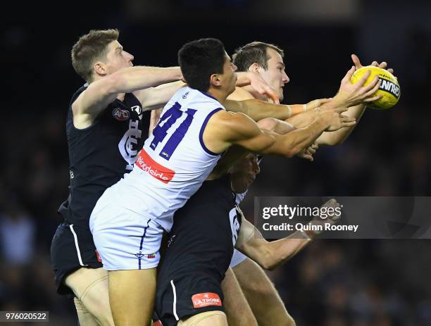 Michael Apeness of the Dockers marks during the round 13 AFL match between the Carlton Blues and the Fremantle Dockers at Etihad Stadium on June 16,...