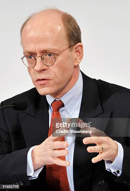 Nikolaus von Bomhard, chief executive officer of Munich Re, speaks during a press conference in Munich, Germany, on Wednesday, March 10, 2010. Munich...