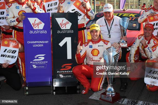 shell v-power racing team scott mclaughlin 'back to... 38,733 Team Penske Photos & High Res Pictures - Getty Images