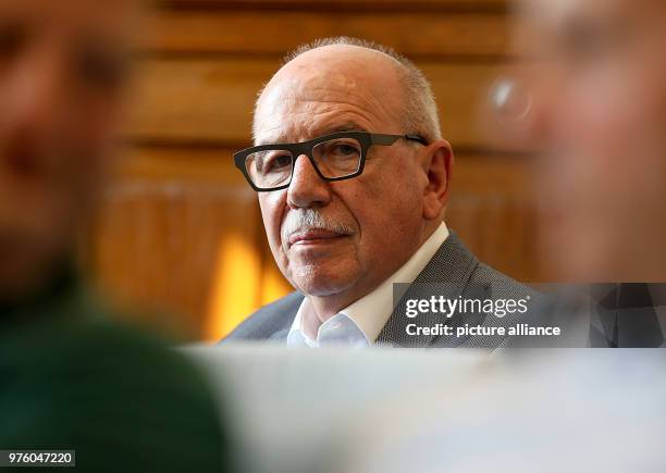 May 2018, Germany, Cologne: The journalist and author Heribert Schwan sitting in the courtroom. The court is deciding on a compensation in the...