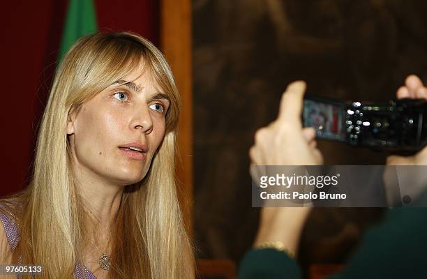 Lavinia Borromeo Elkann speaks to journalists during the press conference for the presentation of the Torino 2010 ISU World Figure Skating...