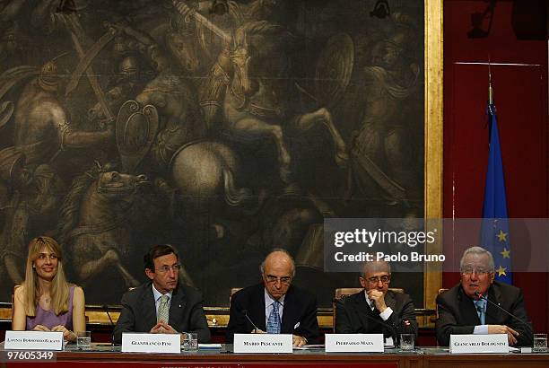 Lavinia Borromeo Elkann, President of Chamber of Deputies Gianfranco Fini, IOC executive Board member Mario Pescante, Pierpaolo Maza and Giancarlo...