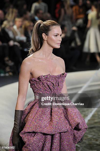 Model Elle MacPherson walks the runway the Louis Vuitton Ready to Wear show as part of the Paris Womenswear Fashion Week Fall/Winter 2011 at Cour...