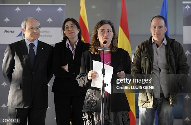 Spanish aid worker Alicia Gamez talks to the press next to the President of the Generalitat de Catalunya regional government Jose Montilla , the...