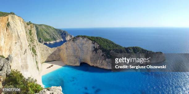 shipwreck bay, navagio,  zakynthos, greece - navagio stock pictures, royalty-free photos & images