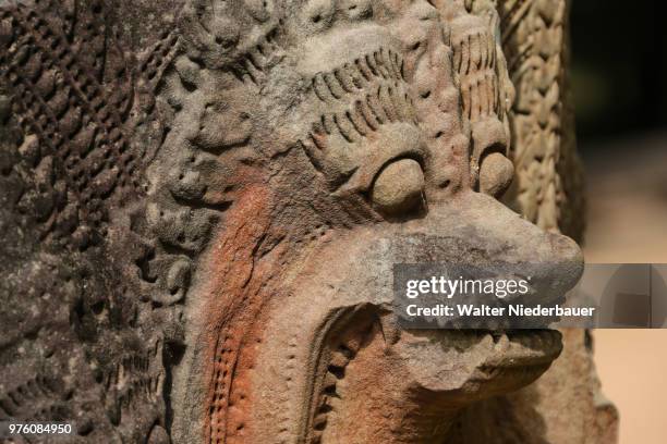 beng mealea tempel, figur - figur stock pictures, royalty-free photos & images